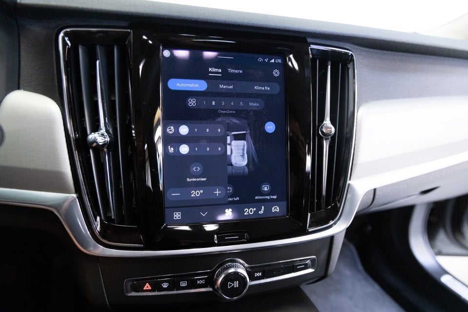 Volvo V90 2,0 T6 ReCharge Plus Dark aut. AWD 5d