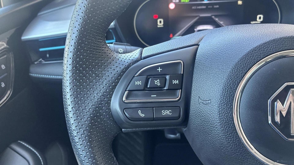 MG MG5 61 Comfort 5d