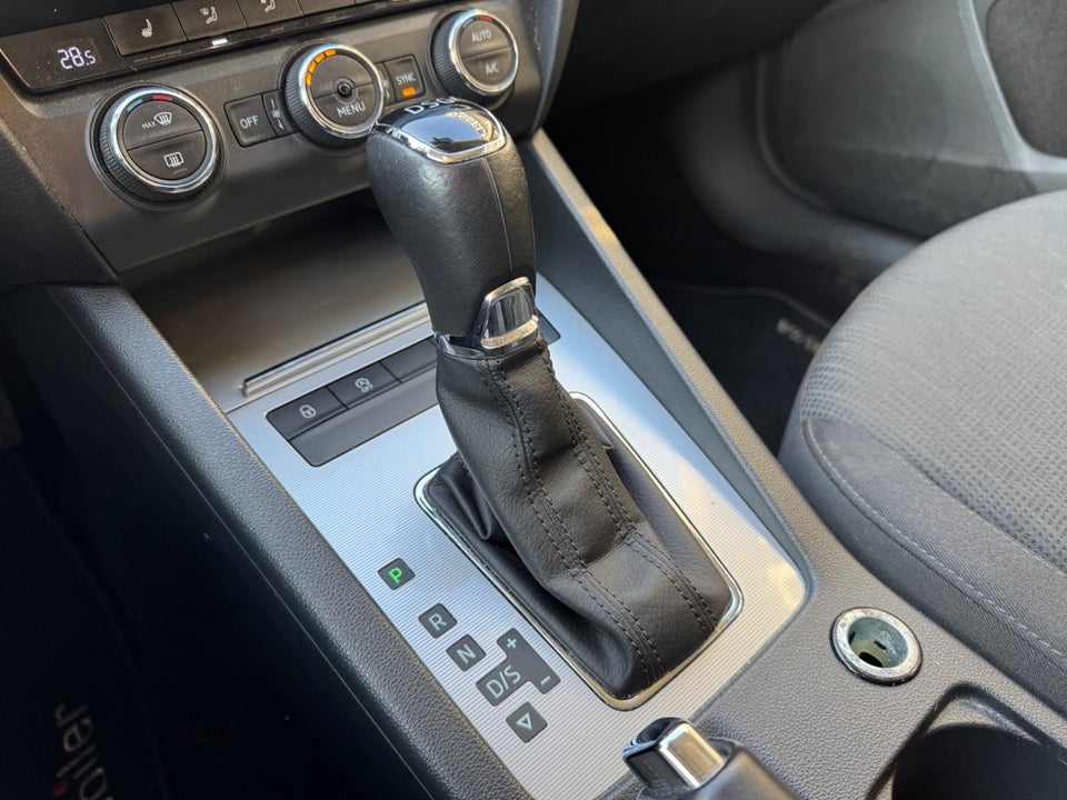Skoda Octavia 1,6 TDi 110 Style Combi DSG 5d
