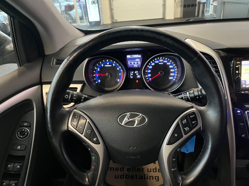 Hyundai i30 1,6 GDi Life 5d