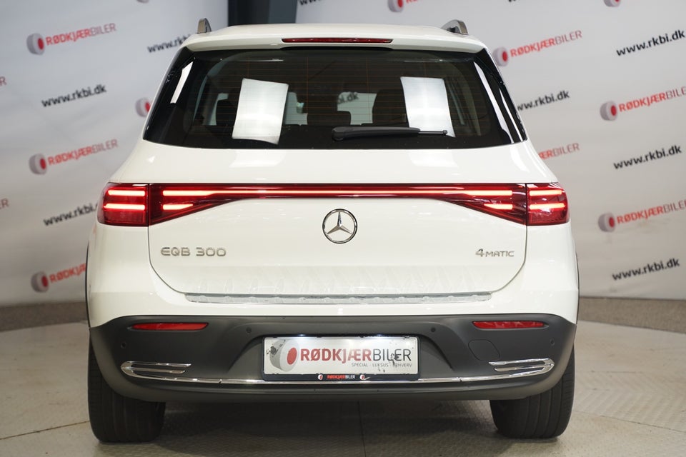 Mercedes EQB300 Progressive Advance Plus 4Matic 5d