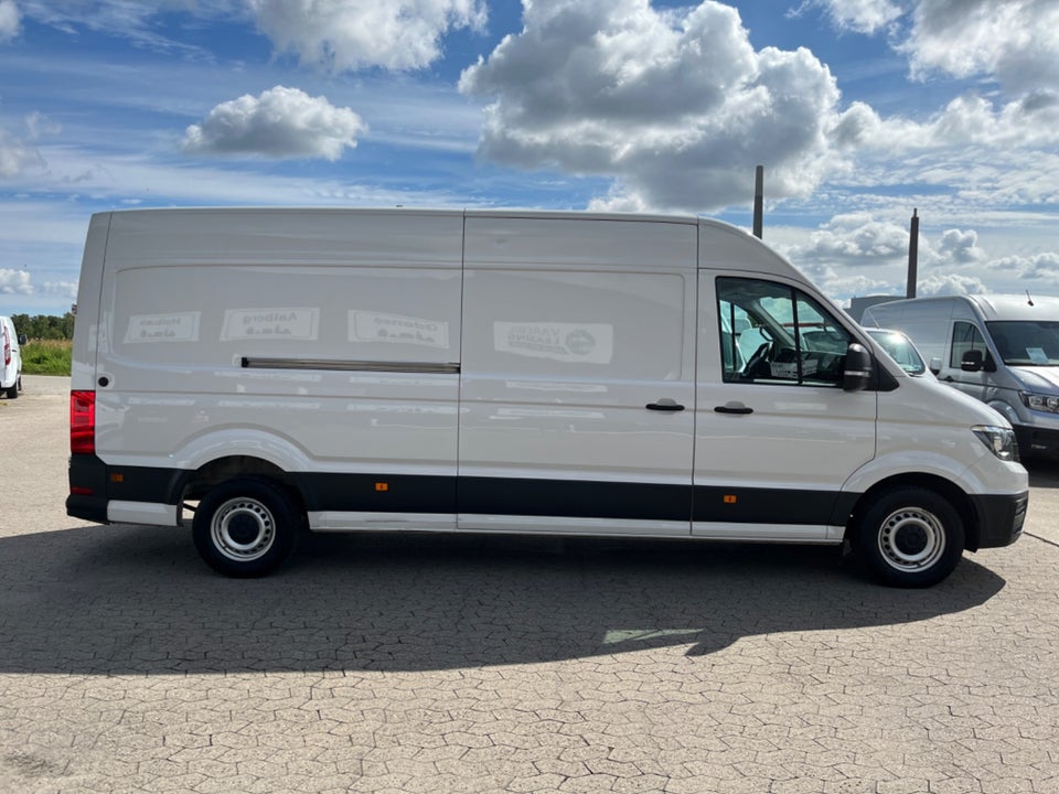 VW Crafter 35 2,0 TDi 140 Kassevogn L4H3 aut.