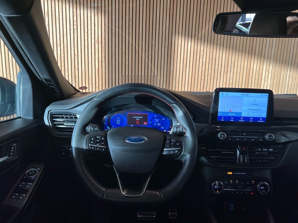 Ford Kuga 2,5 PHEV ST-Line X CVT 5d