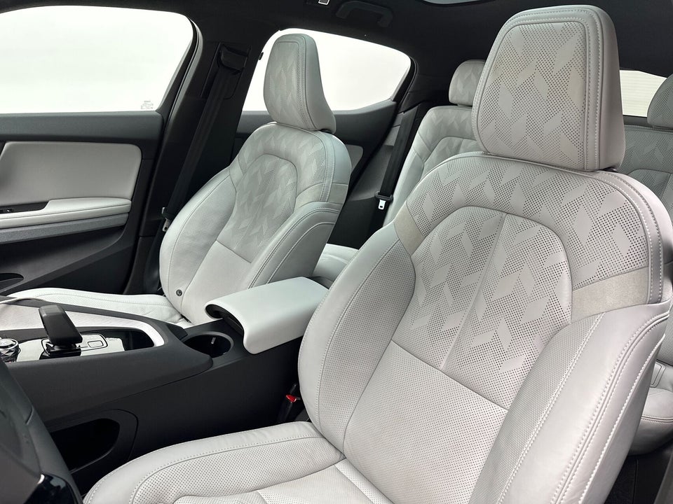 Polestar 2 Long Range AWD 5d