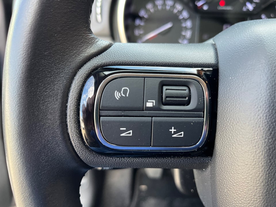 Citroën C3 1,2 PureTech 83 Impress 5d