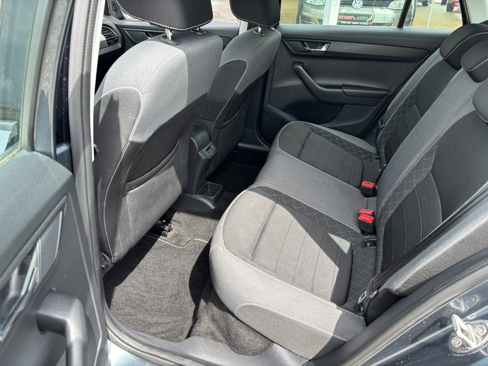 Skoda Fabia 1,0 TSi 110 Ambition Combi DSG 5d