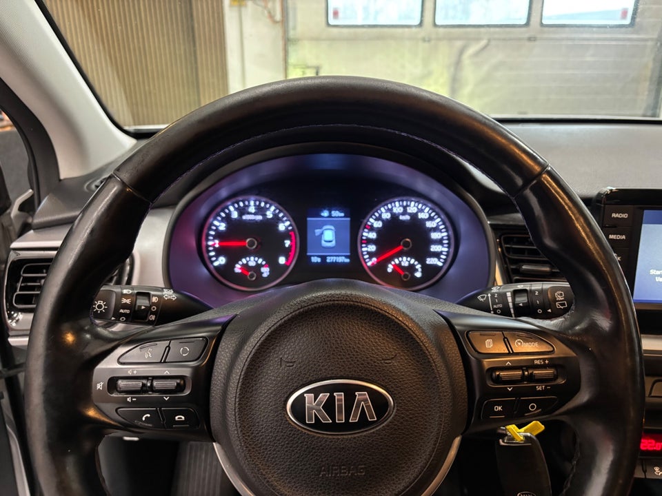 Kia Stonic 1,2 Attraction 5d