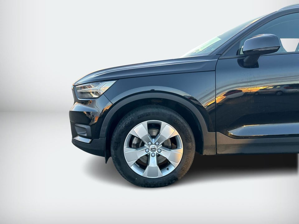 Volvo XC40 2,0 D4 190 Momentum aut. AWD 5d