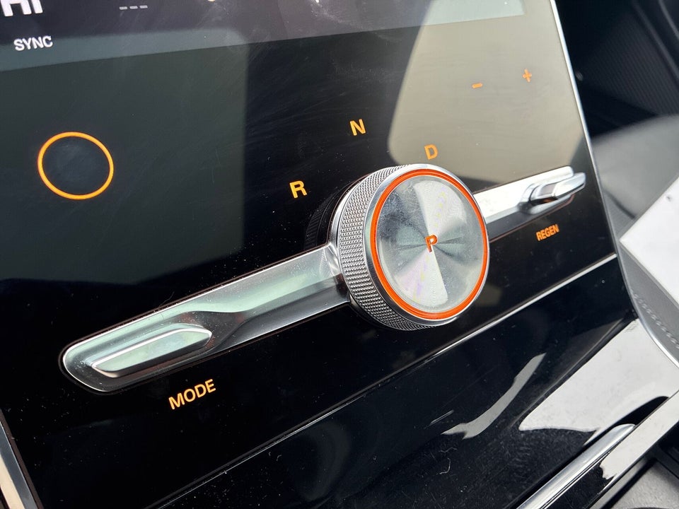 MG Marvel R Luxury 5d