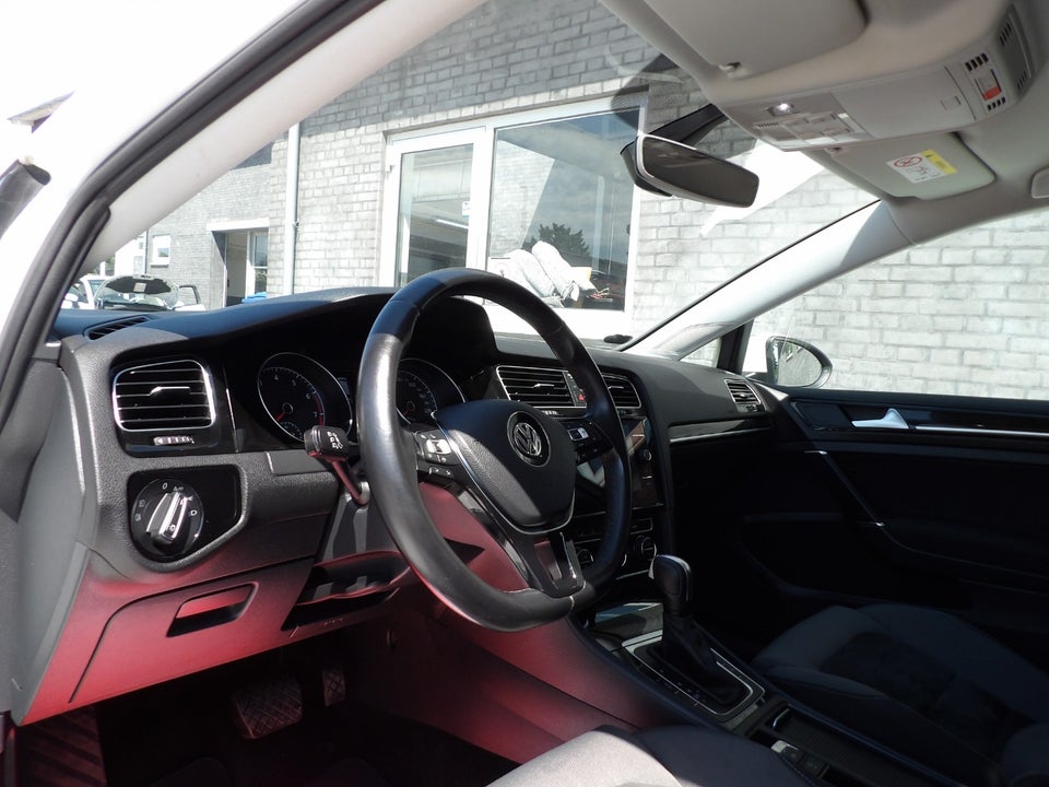 VW Golf VII 1,5 TSi 150 Highline Variant 5d