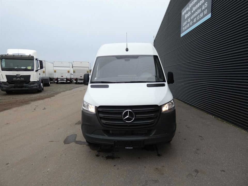 Mercedes Sprinter 317 2,0 CDi A4 Kassevogn aut. RWD