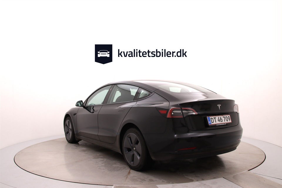 Tesla Model 3 RWD 4d