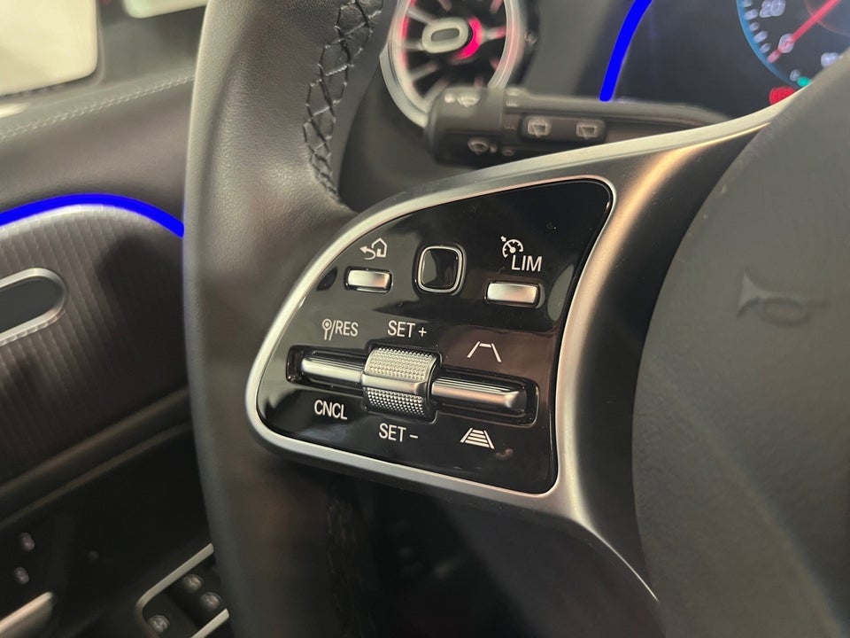 Mercedes EQB300 Progressive 4Matic 7prs 5d