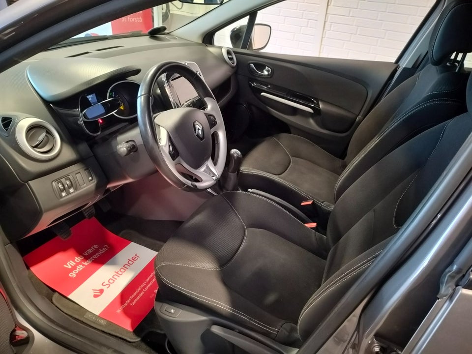 Renault Clio IV 0,9 TCe 90 Expression Sport Tourer 5d