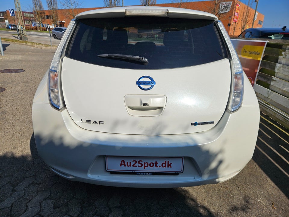 Nissan Leaf 24 Acenta 5d