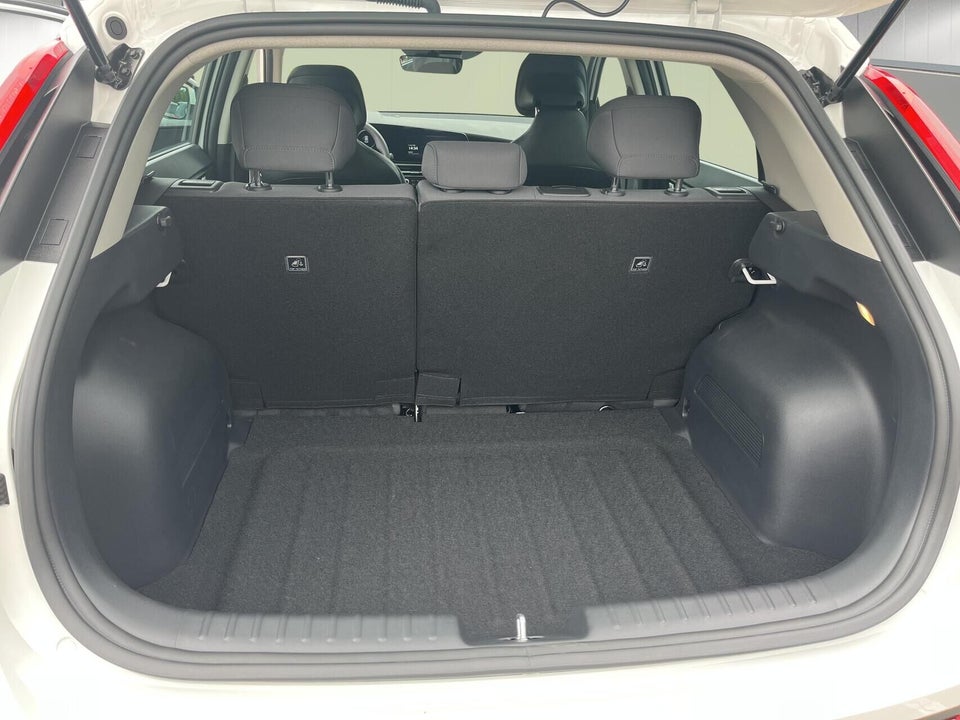 Kia Niro 64 EV Access 5d