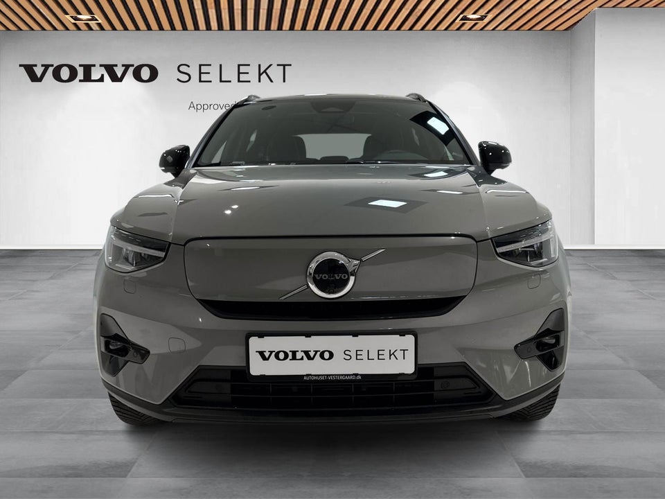 Volvo XC40 ReCharge Twin Plus 5d