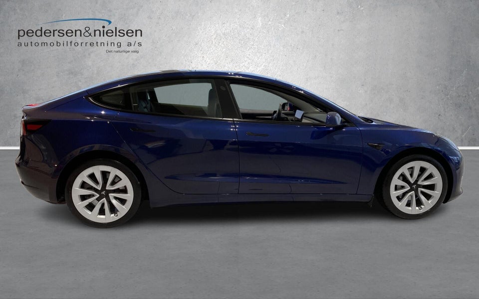 Tesla Model 3 RWD 4d