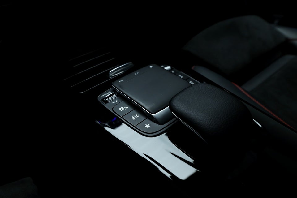 Mercedes A200 1,3 AMG Line aut. 5d