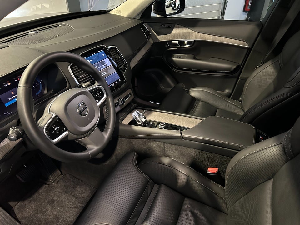 Volvo XC90 2,0 T8 ReCharge Ultimate Dark aut. AWD 7prs 5d