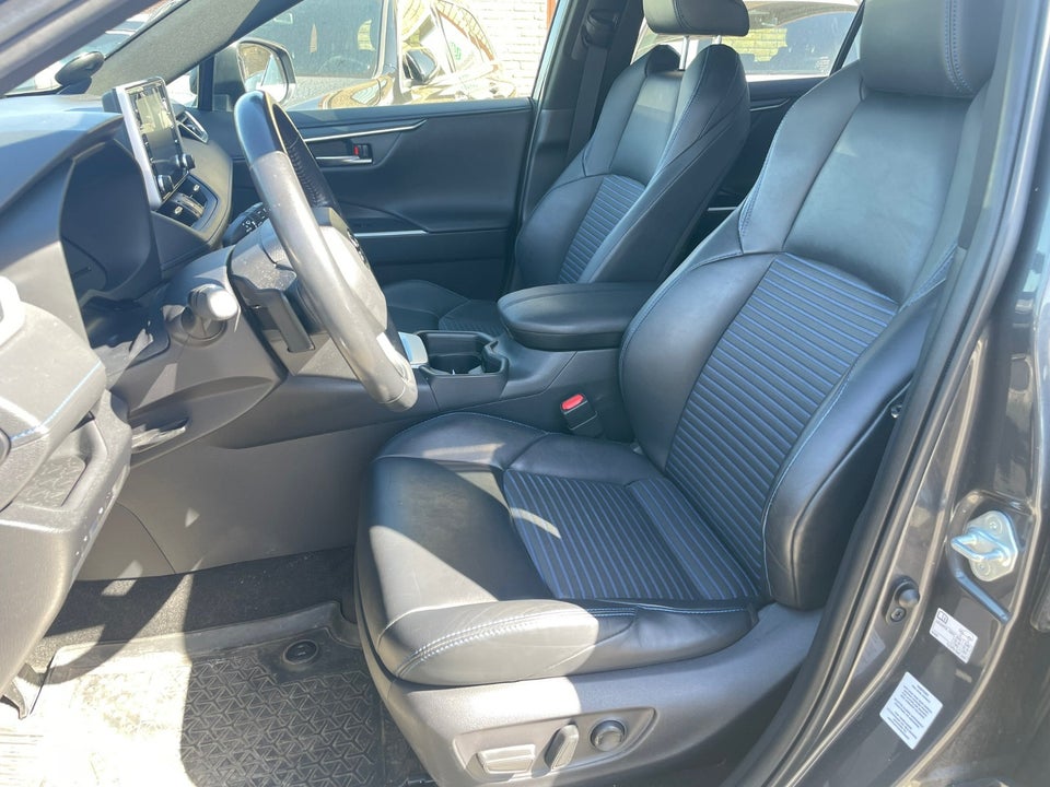 Toyota RAV4 2,5 Hybrid H3 Style Smart MDS 5d