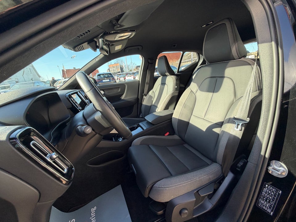 Volvo XC40 P6 ReCharge Core 5d