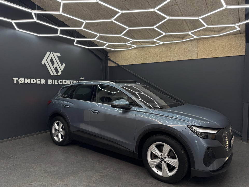 Audi Q4 e-tron 45 Advance quattro 5d