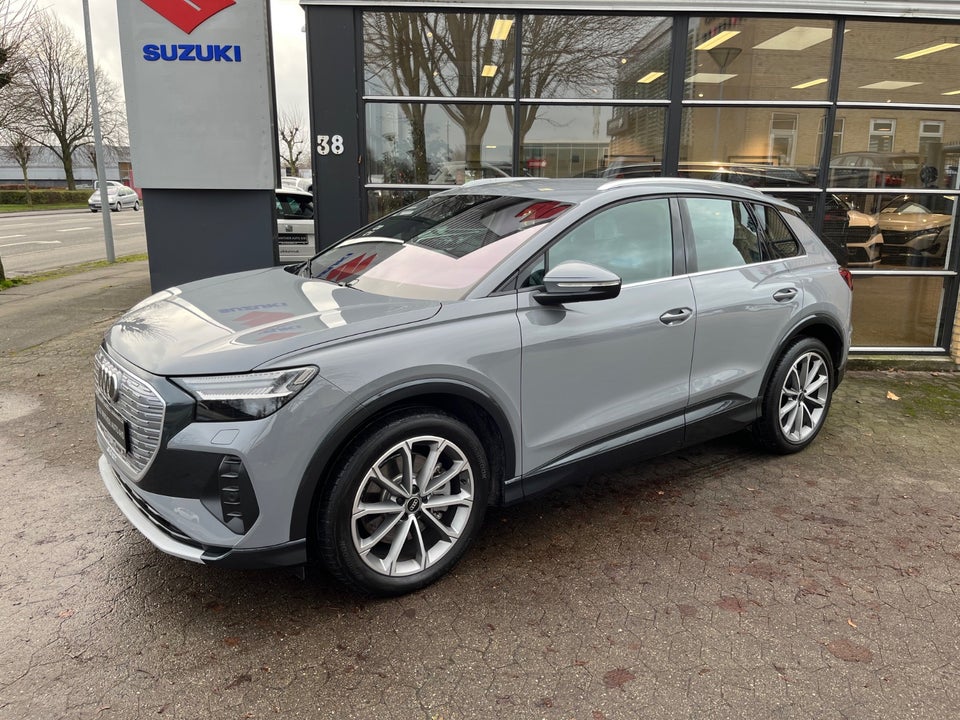 Audi Q4 e-tron 45 Progress 5d
