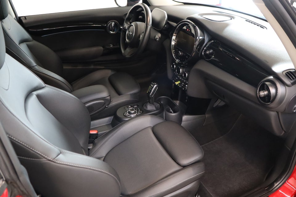 MINI Cooper SE Classic Trim 3d