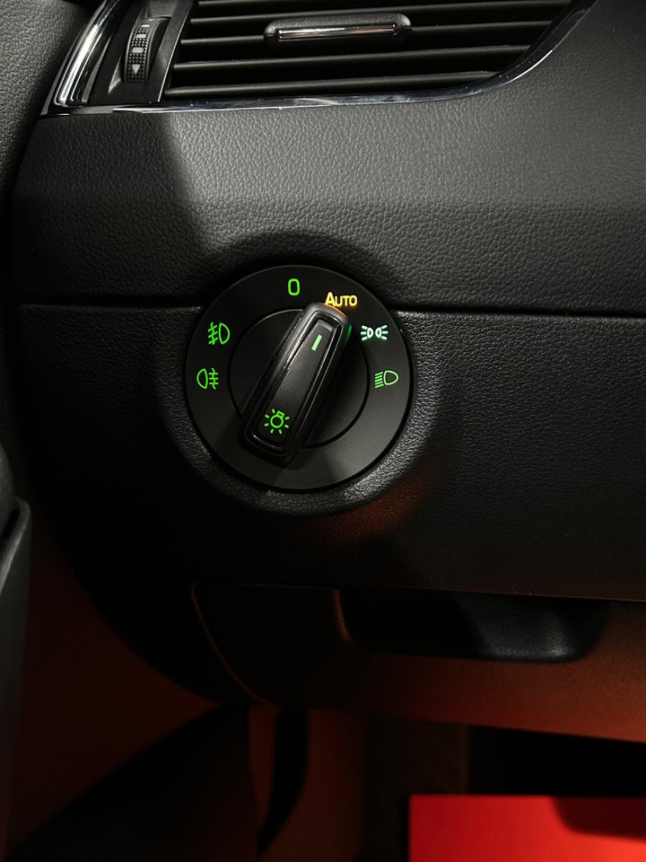 Skoda Octavia 2,0 TSi 190 Business Line Combi DSG 5d