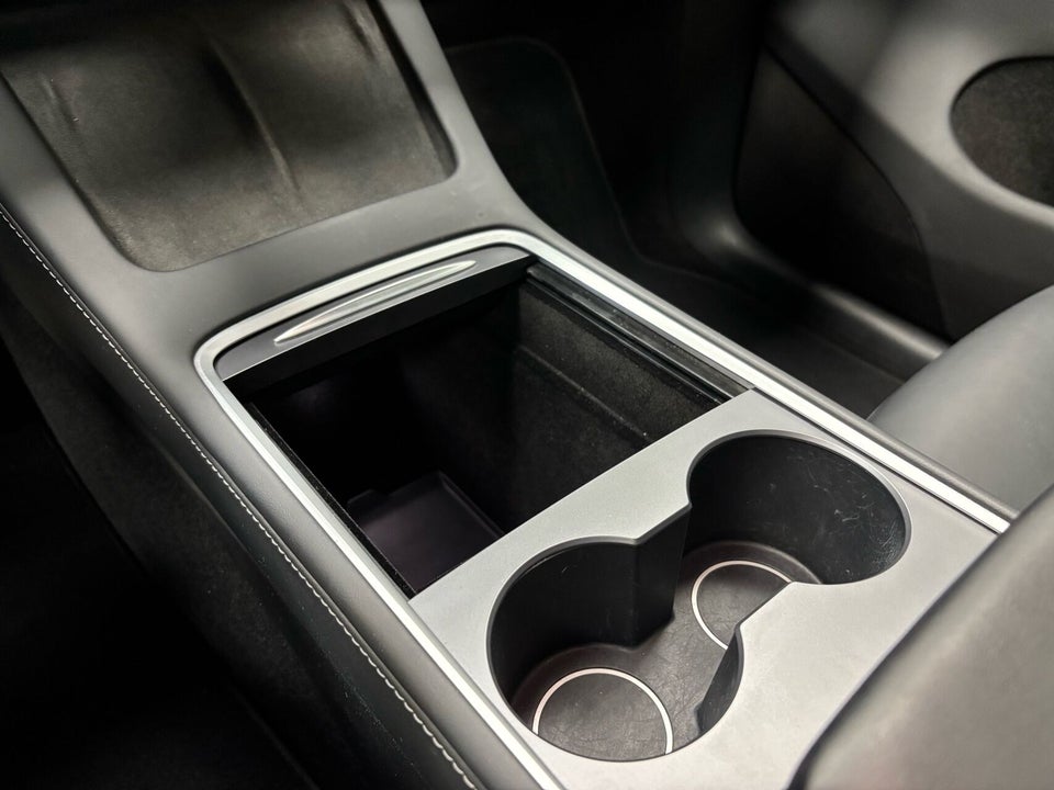 Tesla Model Y Performance AWD 5d