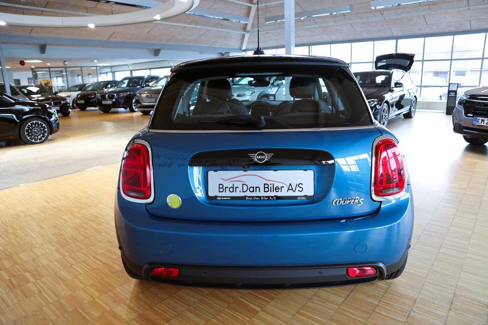 MINI Cooper SE Classic Trim 3d