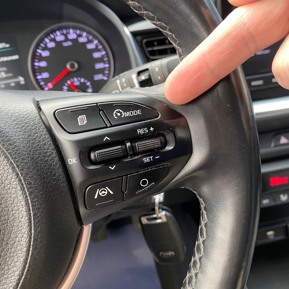 Kia Stonic 1,0 T-GDi mHEV Prestige Upgrade iMT 5d