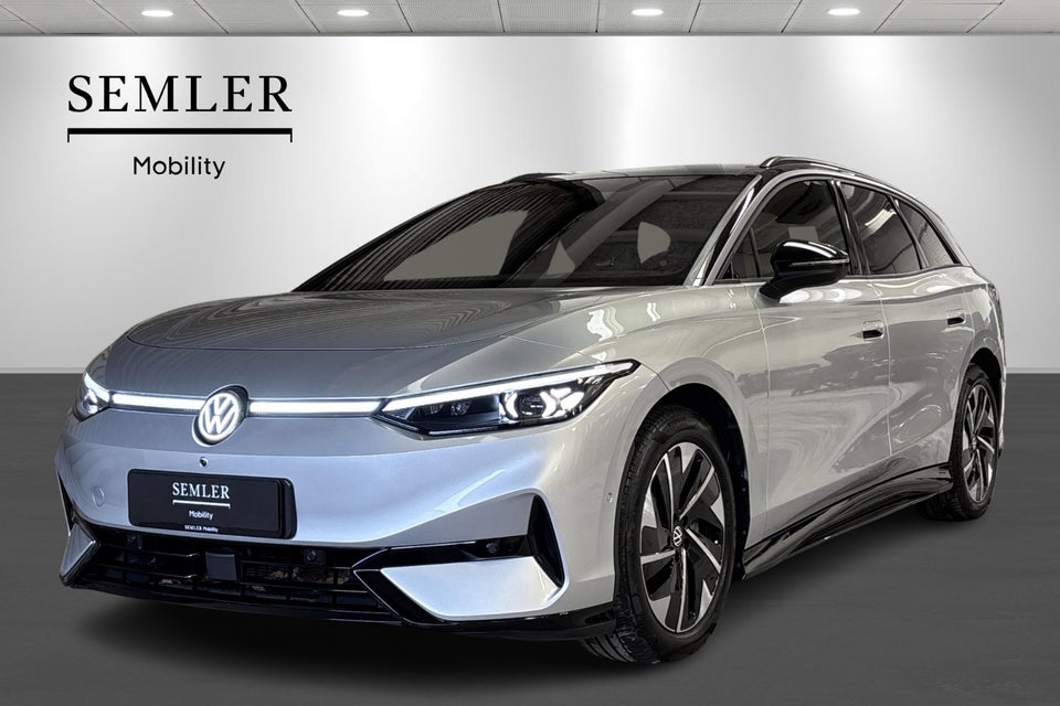 VW ID.7 77 Style+ Tourer 5d