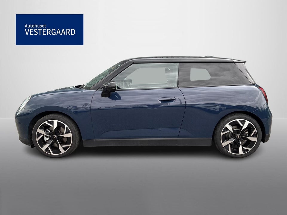 MINI Cooper SE Favoured Trim XL 3d