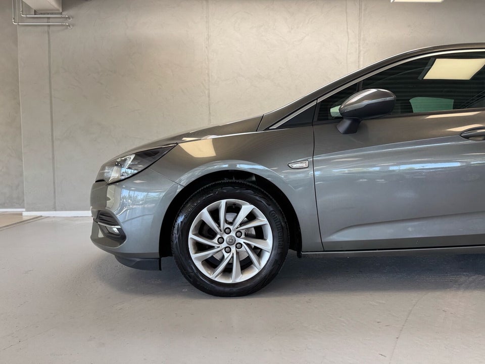 Opel Astra 1,2 T 110 Elegance 5d