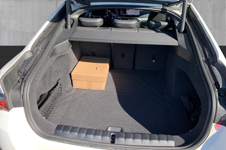 BMW i4 eDrive40 Fully Charged 5d