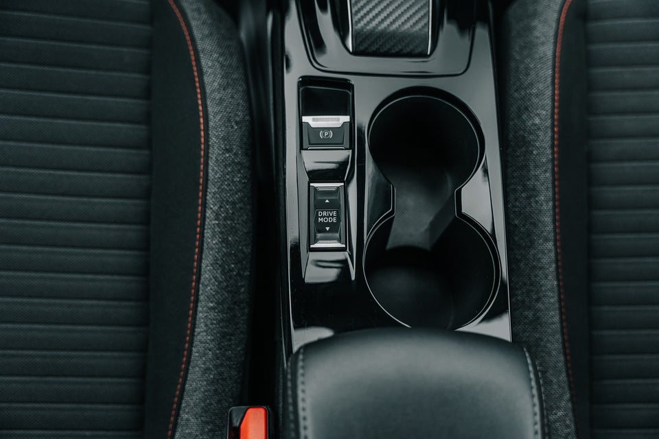 Peugeot e-208 50 Active 5d