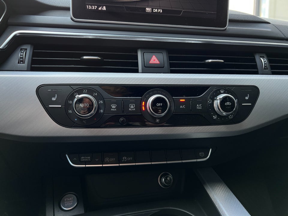 Audi A4 3,0 TDi 218 Avant quattro S-tr. 5d