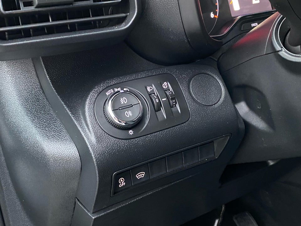 Opel Combo 1,5 D 102 Essentia L2V2