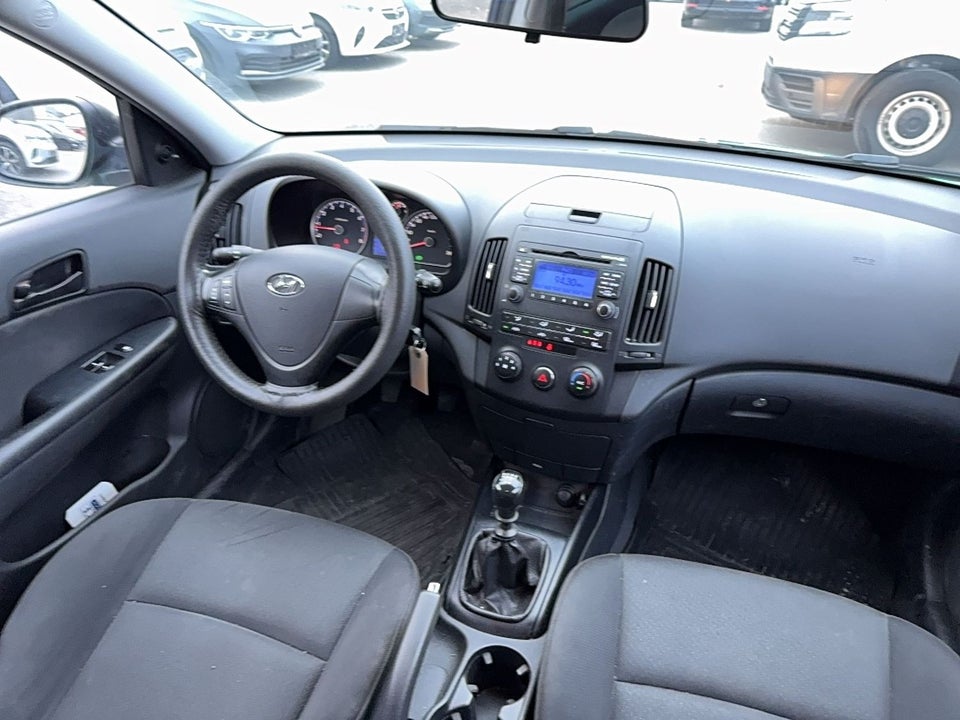 Hyundai i30 1,4 CVVT 109 Classic 5d