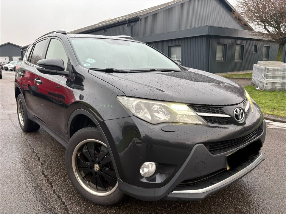 Toyota RAV4 2,0 D-4D T3 4x4 Van 5d