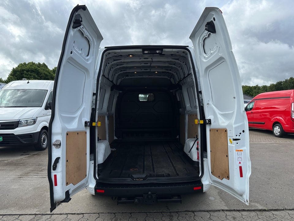 Ford Transit Custom 300 L2 2,0 TDCi 130 Trend