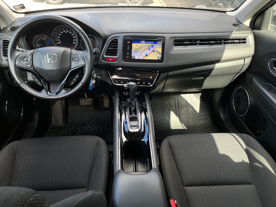 Honda HR-V 1,5 i-VTEC Elegance CVT 5d