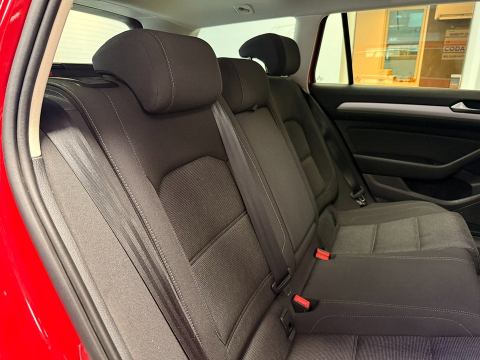 VW Passat 1,6 TDi 120 Comfortline Variant DSG 5d