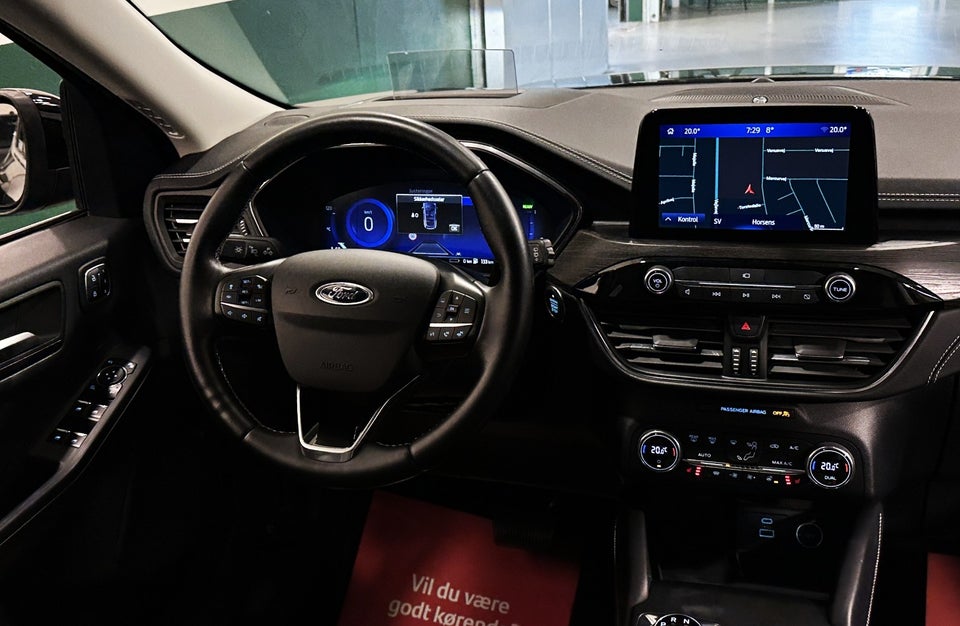 Ford Kuga 2,5 PHEV Vignale CVT 5d