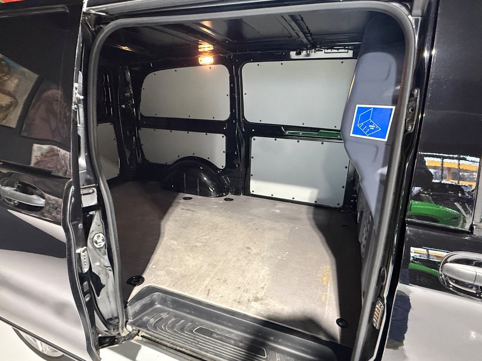 Mercedes Vito 114 2,0 CDi Kassevogn aut. L RWD