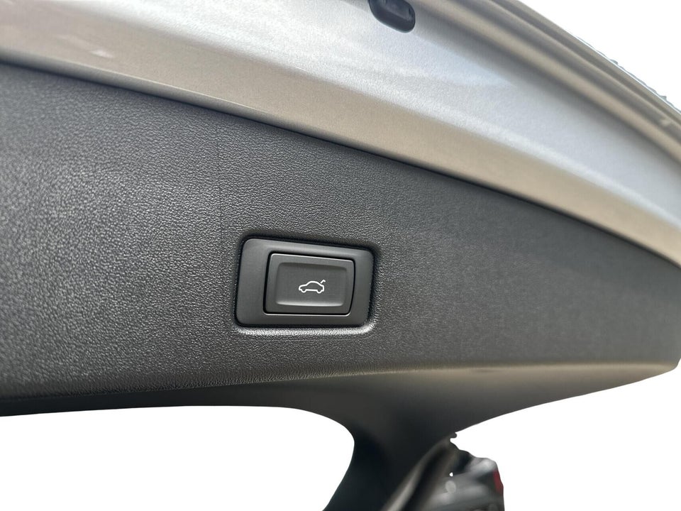 Audi Q4 e-tron 45 Progress quattro 5d