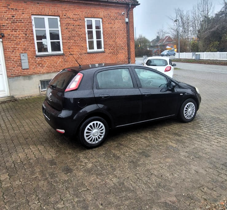 Fiat Punto 1,3 MJT 85 Lounge 5d
