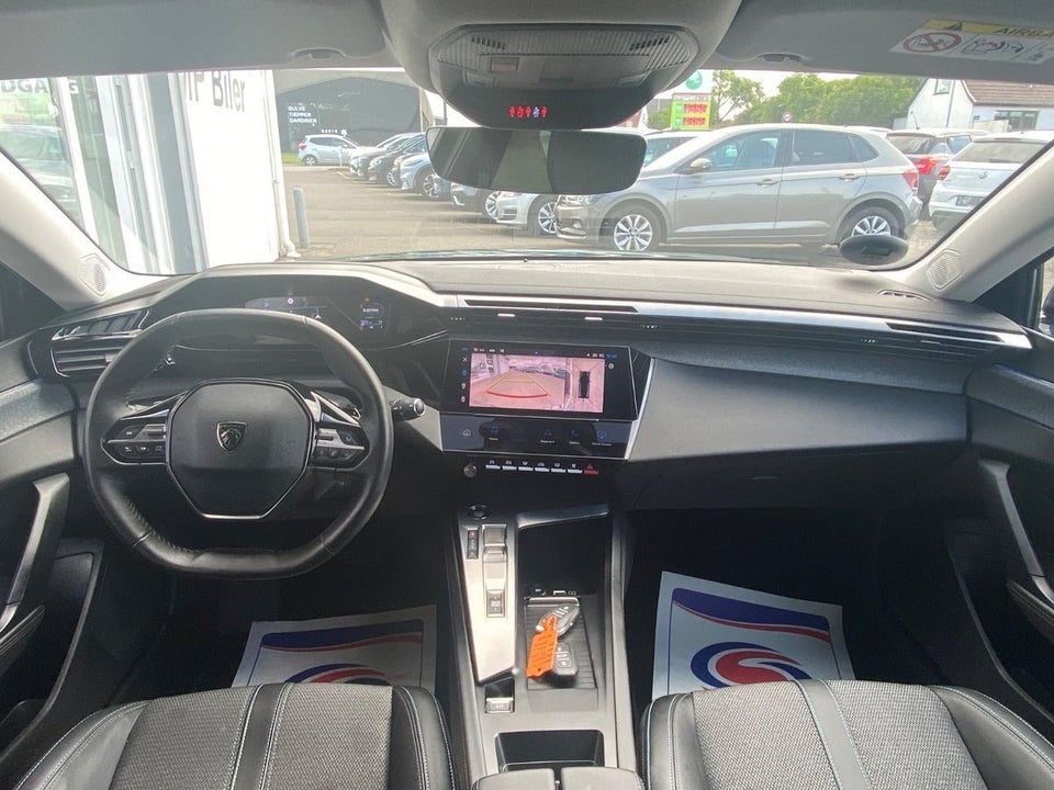 Peugeot 308 1,6 Hybrid First Selection EAT8 5d